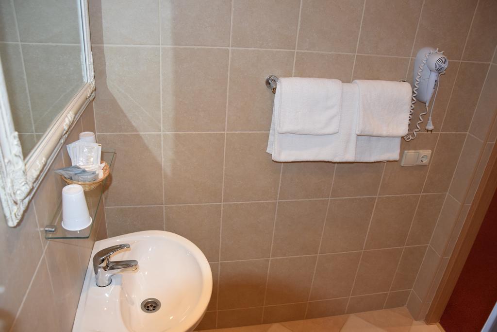 Girele Guest House โชเล ภายนอก รูปภาพ